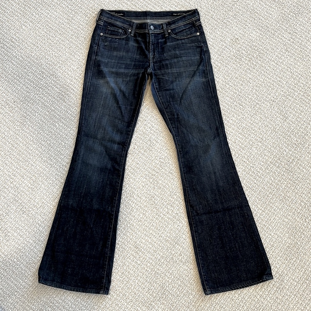 Citizens of Humanity. Low waist flare jeans. Size 30